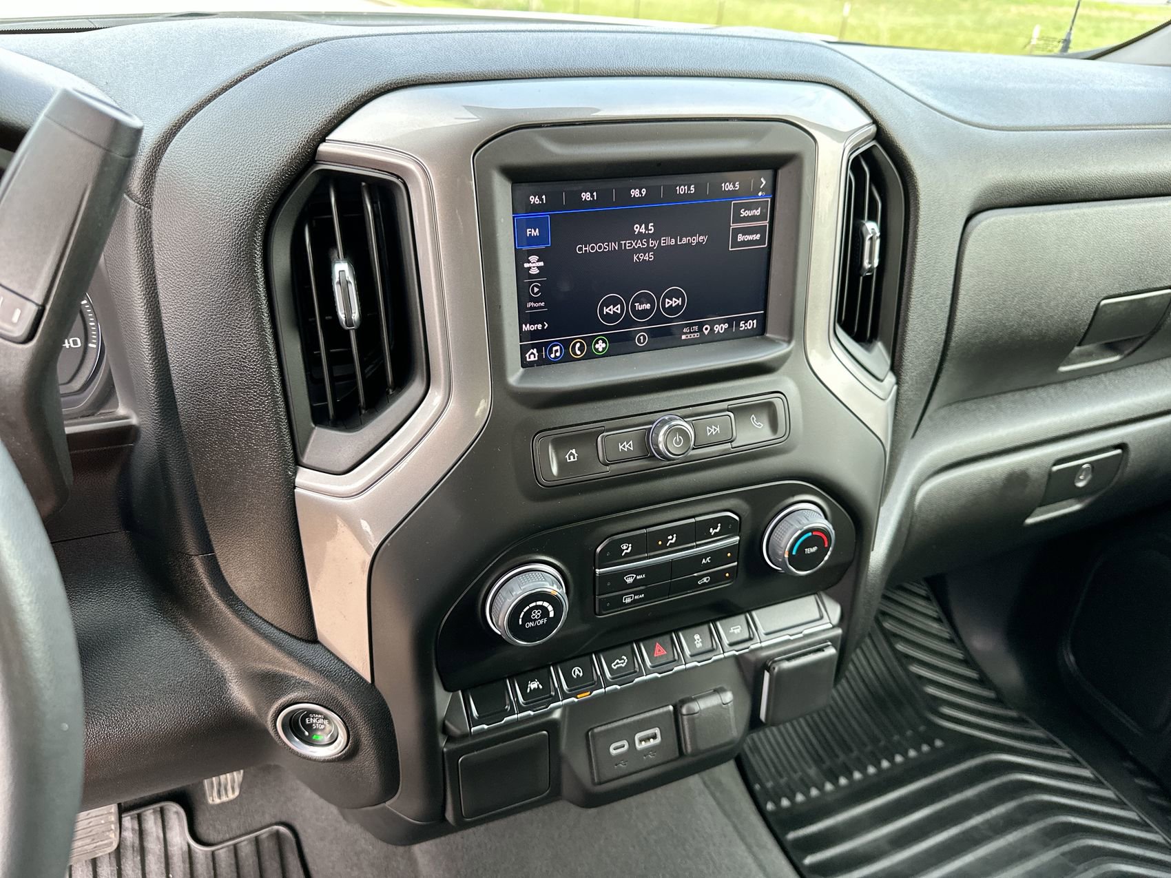 Used 2024 Chevrolet Silverado 1500 Custom RWD image 16