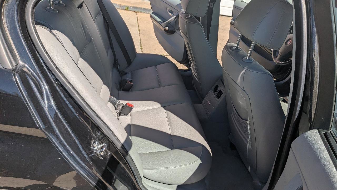 Used 2007 BMW 328i Sedan RWD image 13