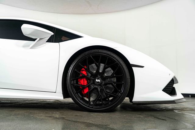 Used 2015 Lamborghini Huracan LP 610-4 image 11