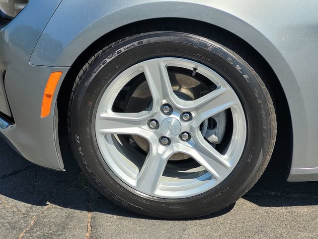 Used 2023 Chevrolet Camaro LT RWD image 11