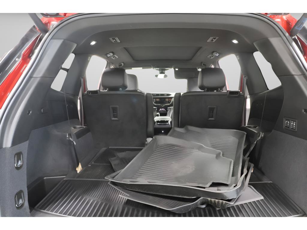 Used 2024 Cadillac XT6 Sport w/ Technology Package AWD/4WD image 29