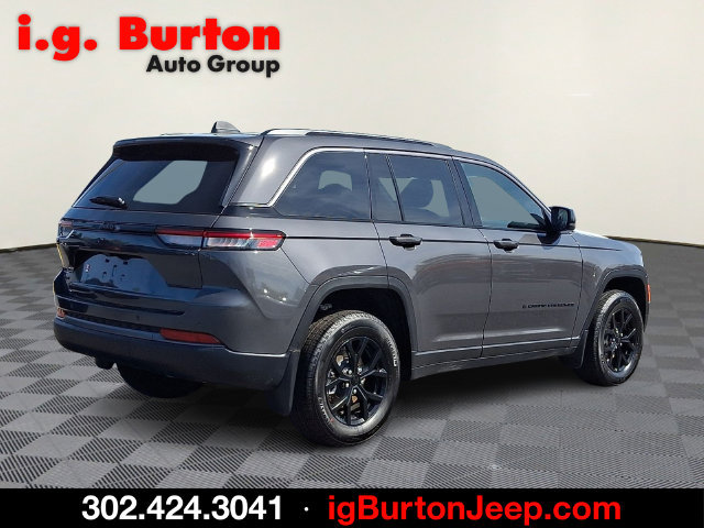 New 2026 Jeep Grand Cherokee Altitude AWD/4WD image 4