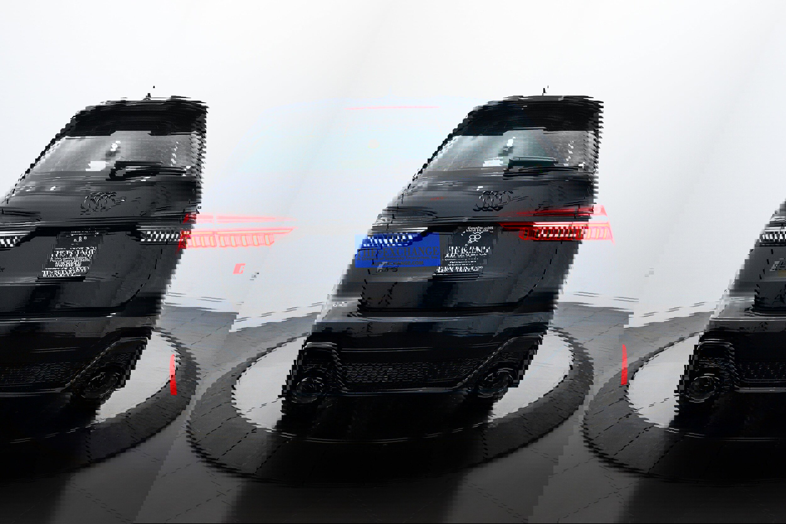 New 2025 Audi RS 6 performance image 19