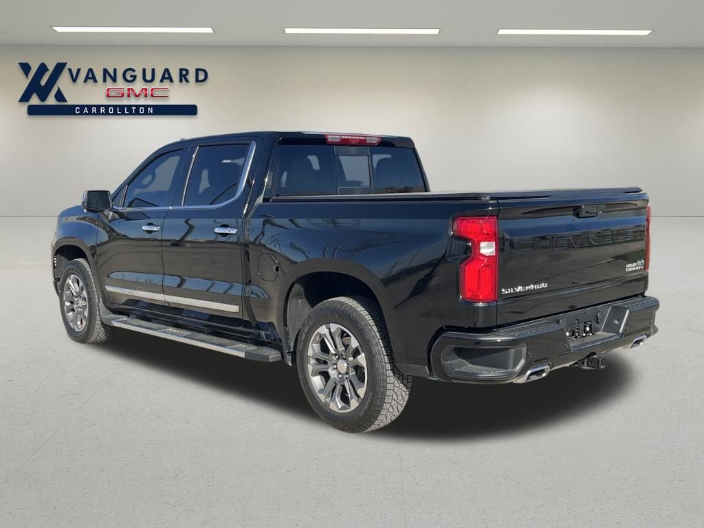 Used 2026 Chevrolet Silverado 1500 High Country w/ Technology Package image 3