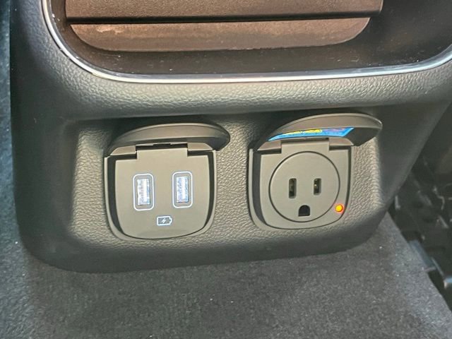 Used 2024 Genesis GV70 3.5T Sport w/ Sport Advanced Package image 25