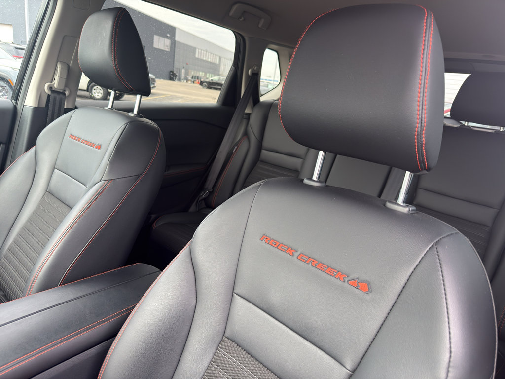 Used 2025 Nissan Rogue SV image 27