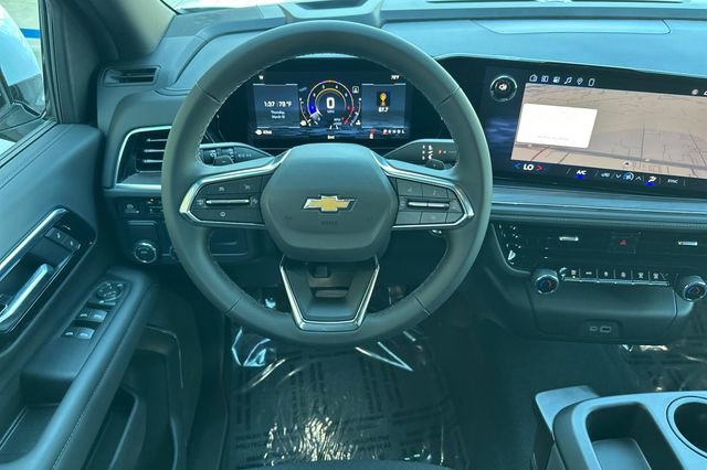 New 2026 Chevrolet Suburban LS image 19