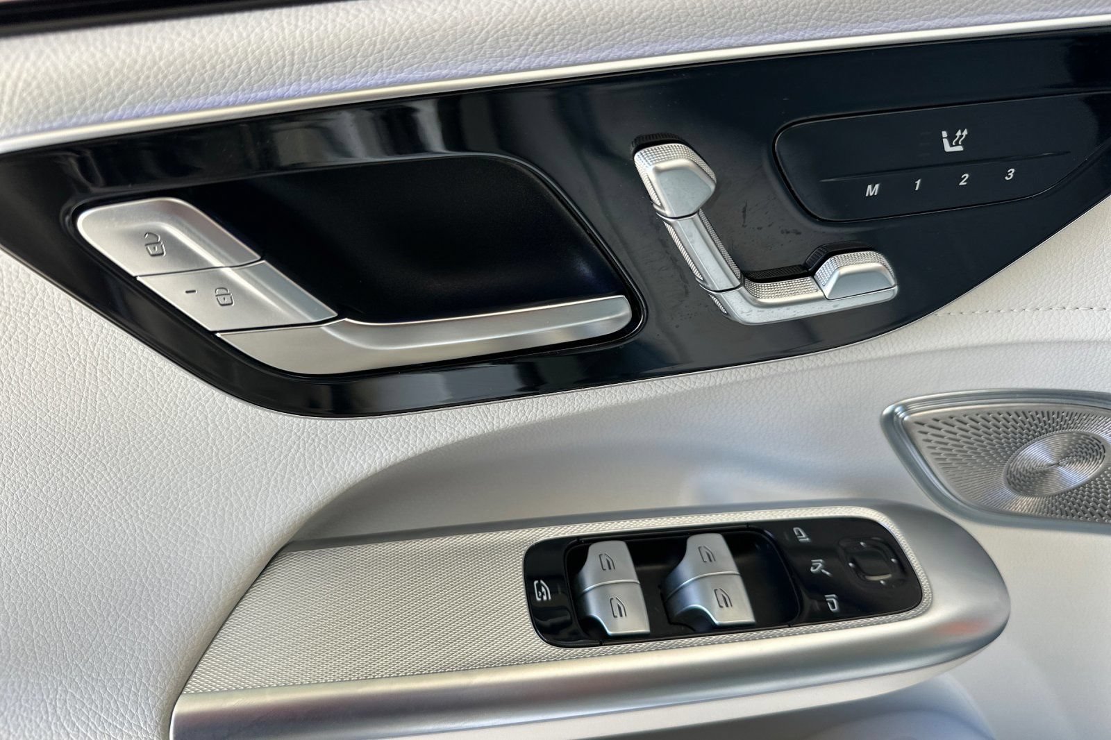 Certified 2023 Mercedes-Benz EQE 350+ 4MATIC SUV image 11