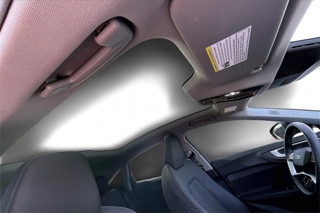 Used 2025 Audi A5 2.0T Premium Plus w/ Premium Plus image 17