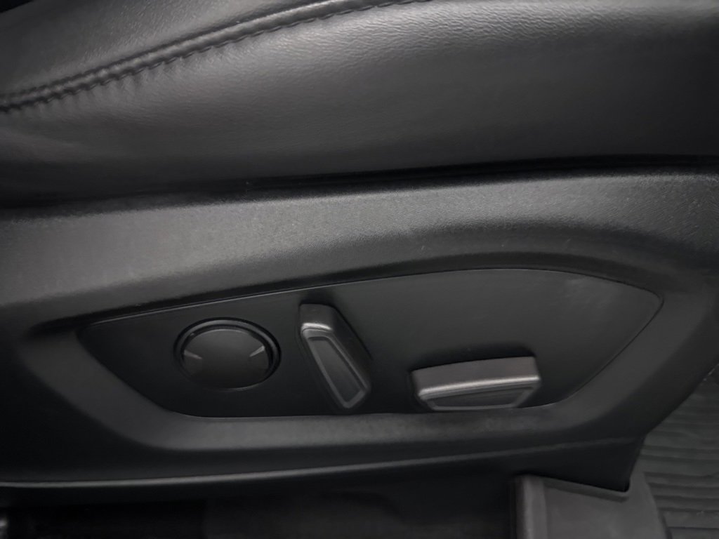 Used 2022 Ford Explorer XLT image 51