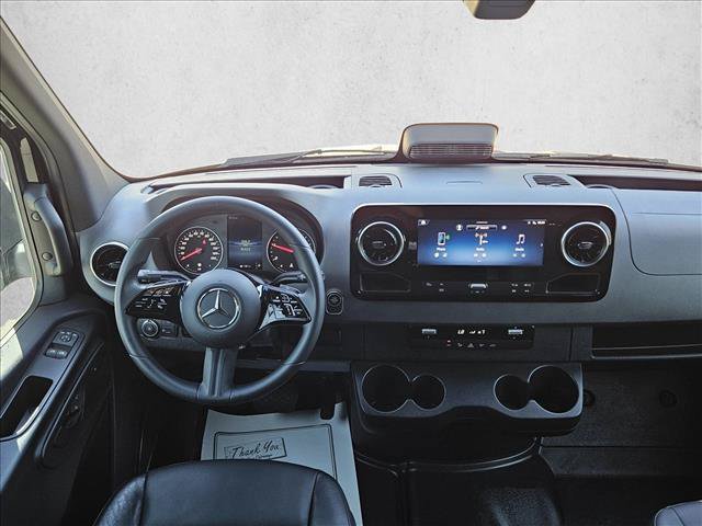 Used 2025 Mercedes-Benz Sprinter 2500 image 16