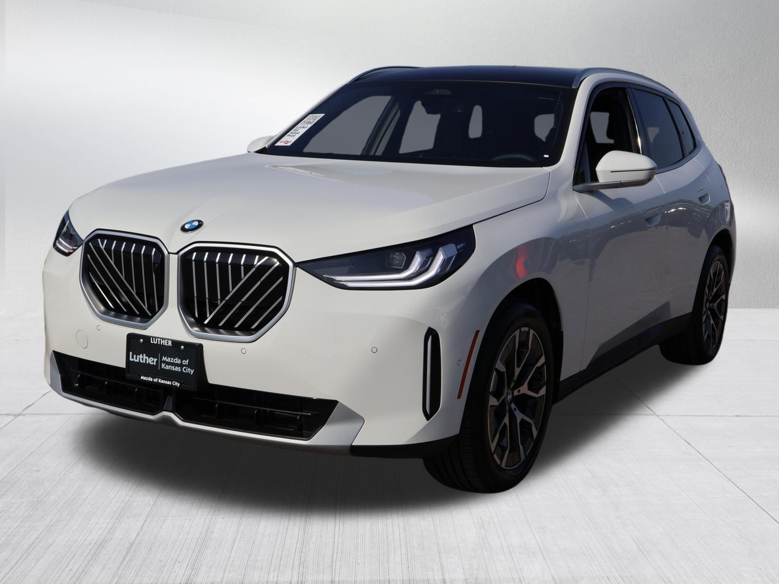 Used 2026 BMW X3 xDrive30i AWD/4WD image 3