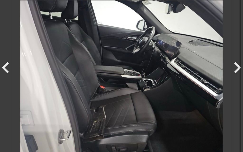 Used 2025 BMW X2 xDrive28i image 11