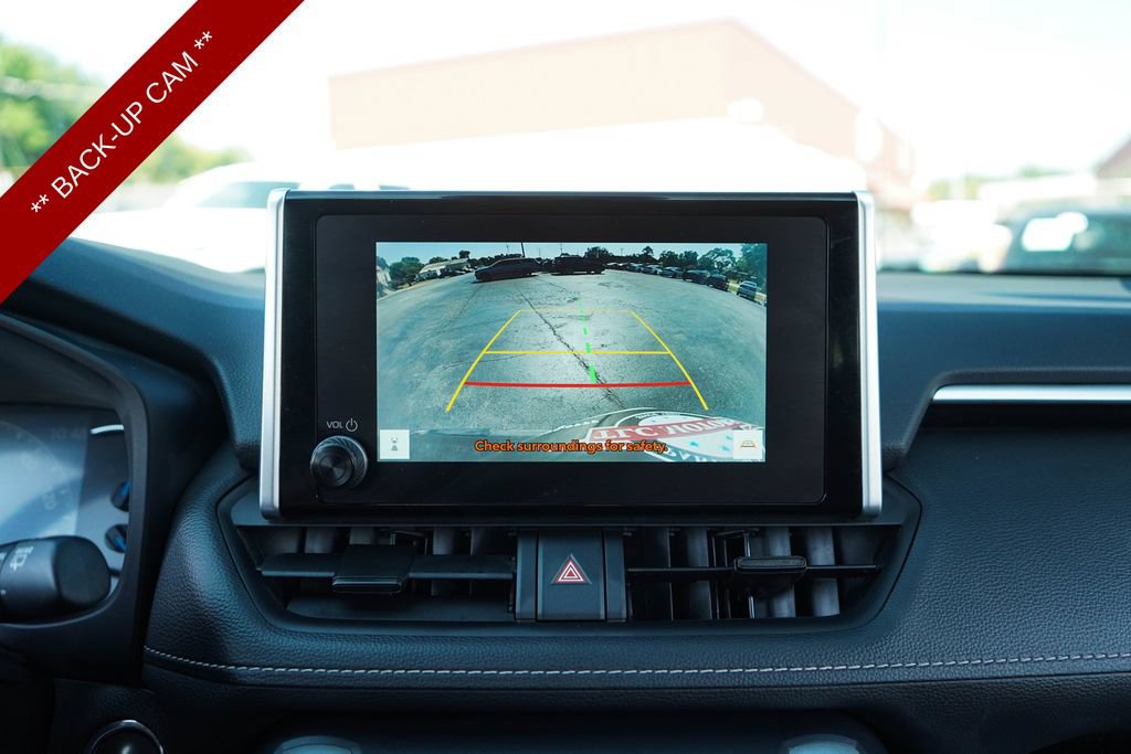 Used 2025 Toyota RAV4 XLE AWD/4WD image 10