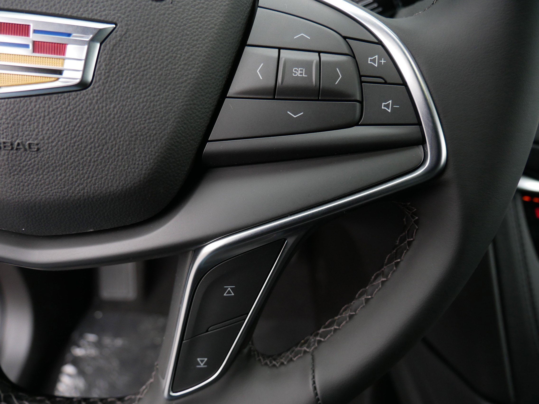 New 2026 Cadillac XT5 Luxury image 26