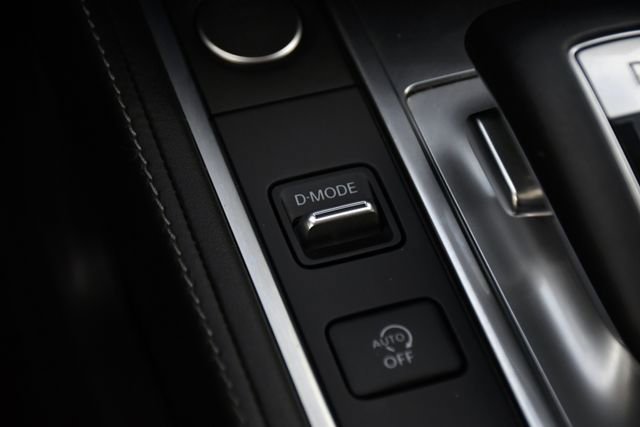 Used 2025 INFINITI QX60 Pure image 17