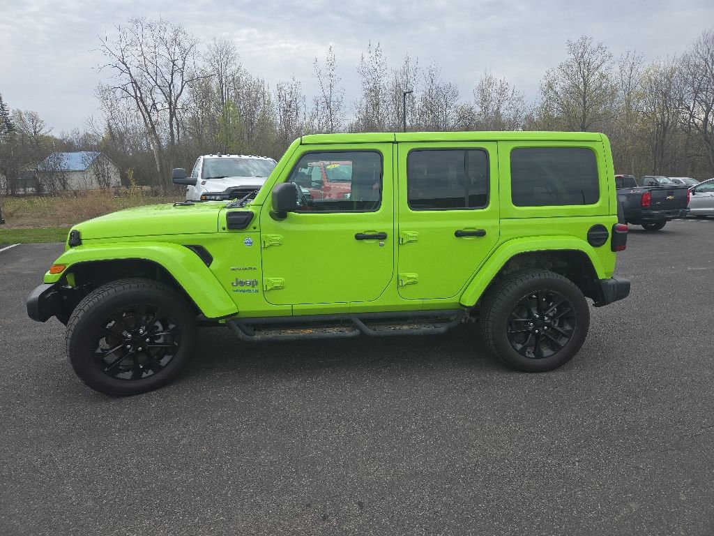 Used 2021 Jeep Wrangler Unlimited Sahara w/ Cold Weather Group AWD/4WD image 4