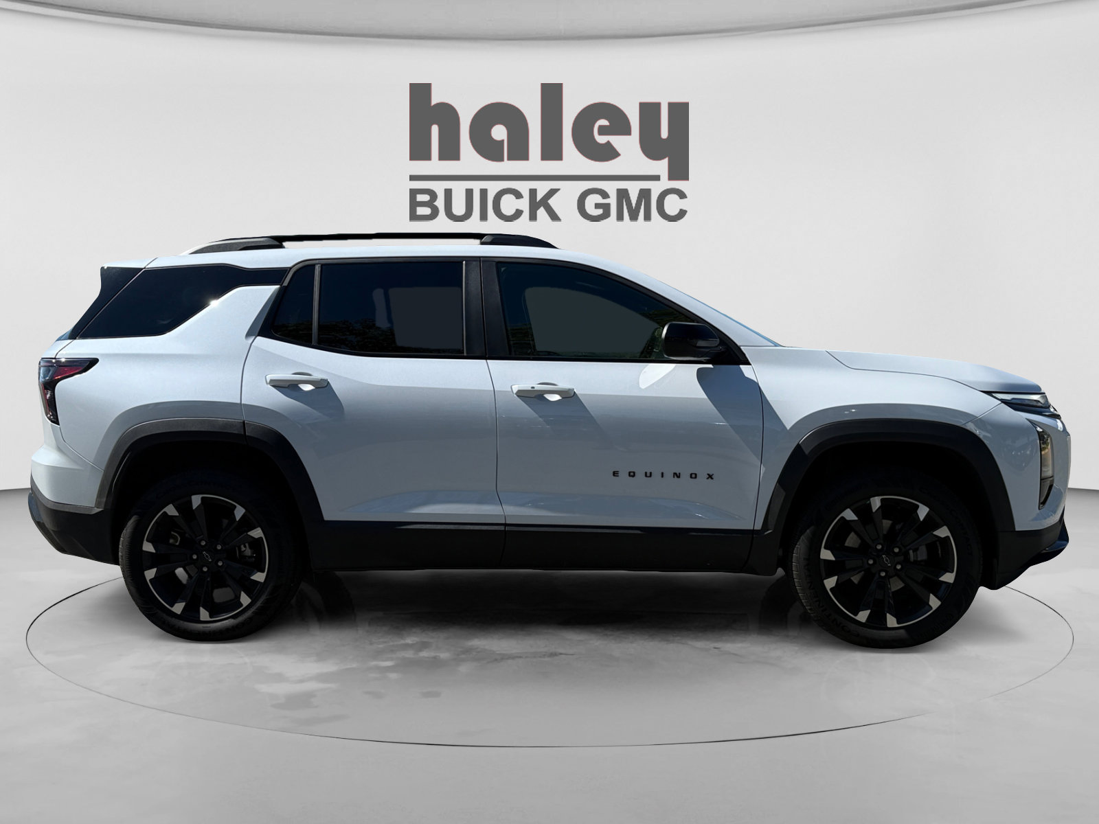 Used 2026 Chevrolet Equinox RS w/ Convenience Package III image 6