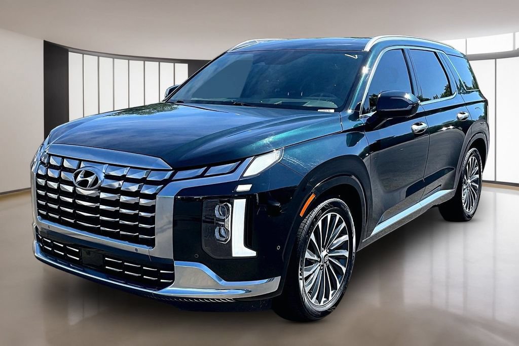 Used 2024 Hyundai Palisade Calligraphy AWD/4WD image 3