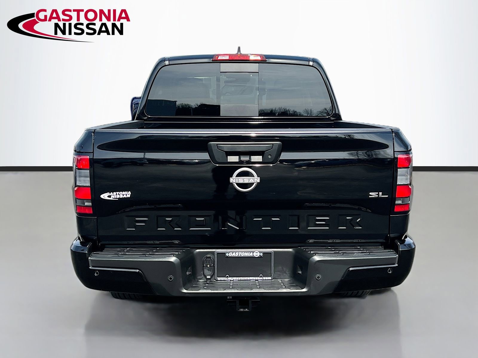 Used 2024 Nissan Frontier SL w/ Technology Package image 7