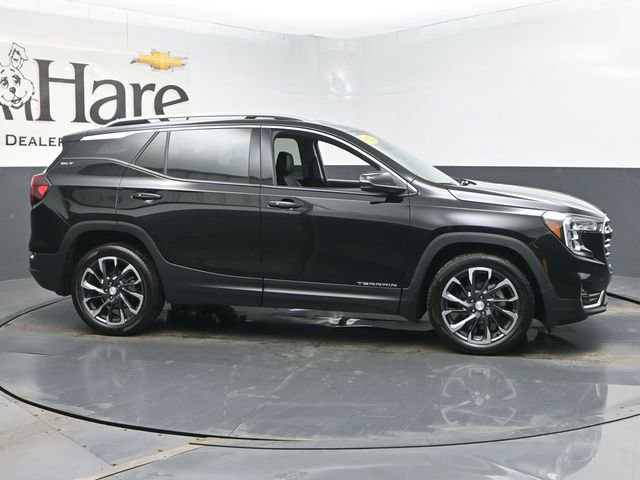 Used 2022 GMC Terrain SLT w/ Infotainment Package II