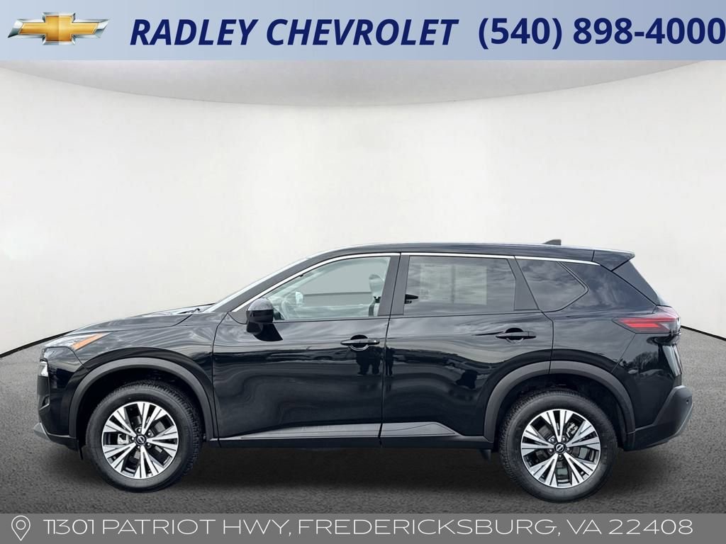 Used 2023 Nissan Rogue SV image 17
