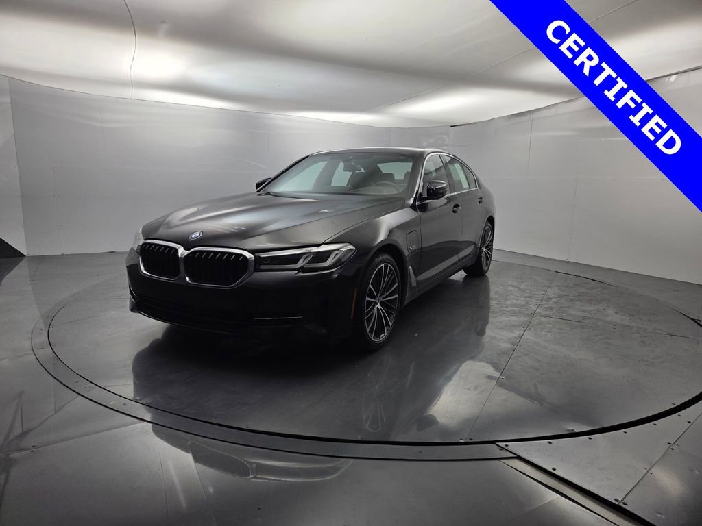 Certified 2023 BMW 530e 530e iPerformance w/ Premium Package image 5