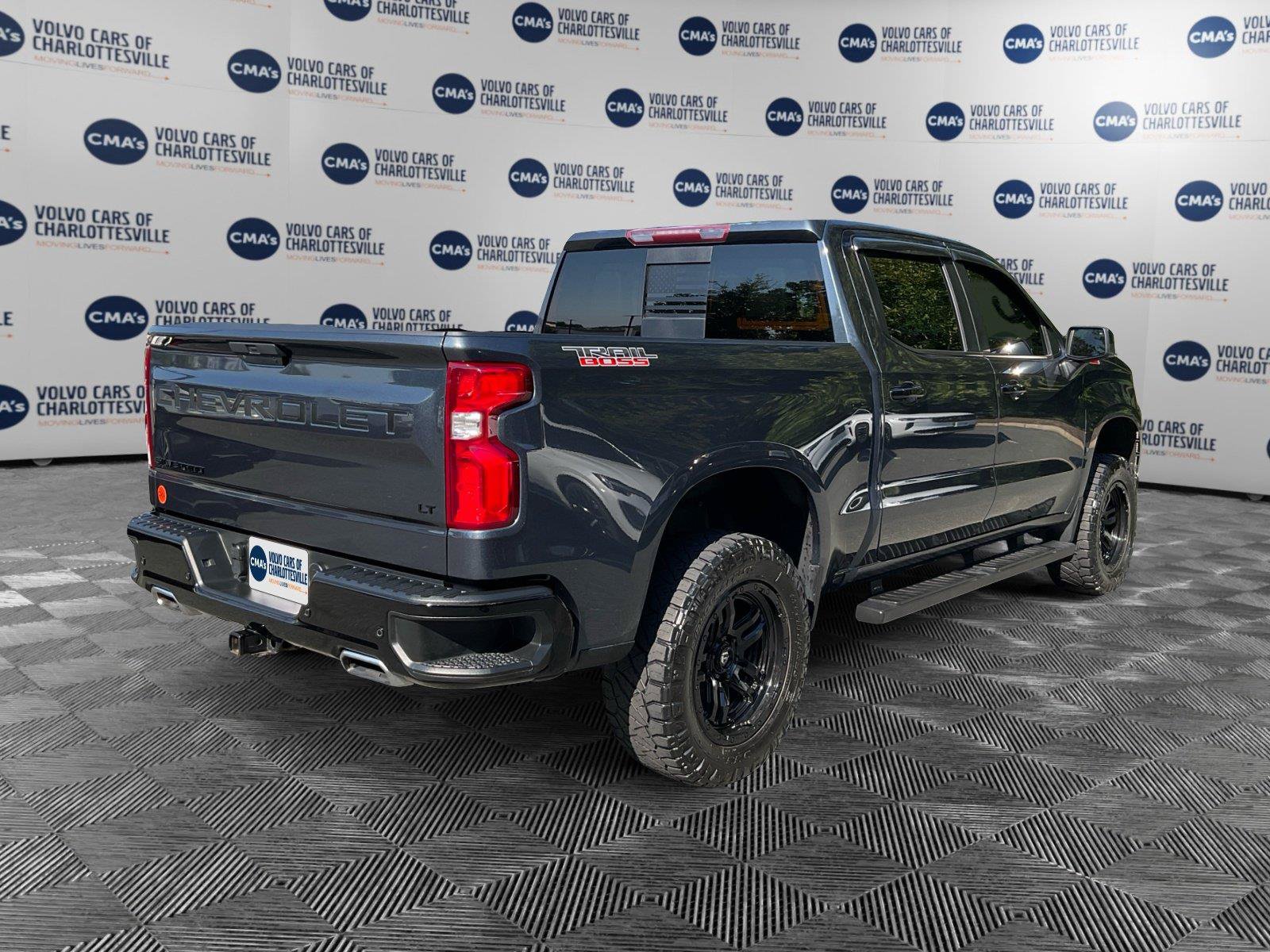 Used 2021 Chevrolet Silverado 1500 LT Trail Boss w/ Convenience Package II AWD/4WD image 5