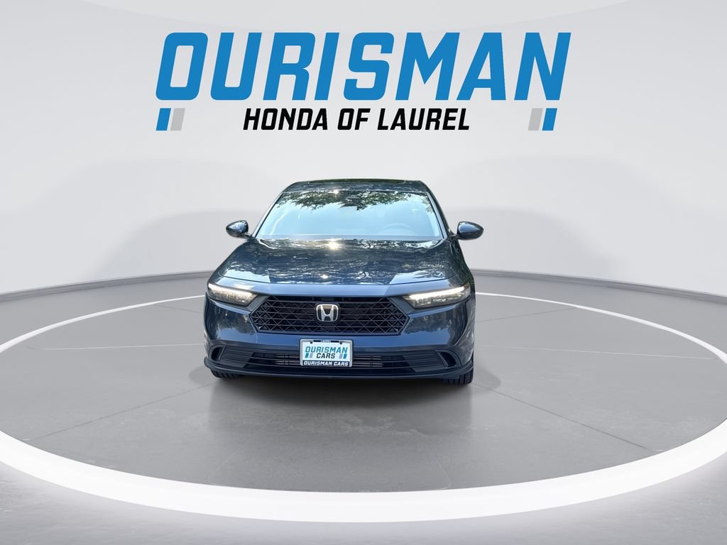 Used 2023 Honda Accord EX image 3