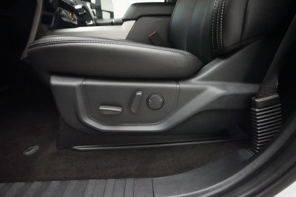 Used 2020 Ford F150 Lariat w/ Equipment Group 502A Luxury AWD/4WD image 27
