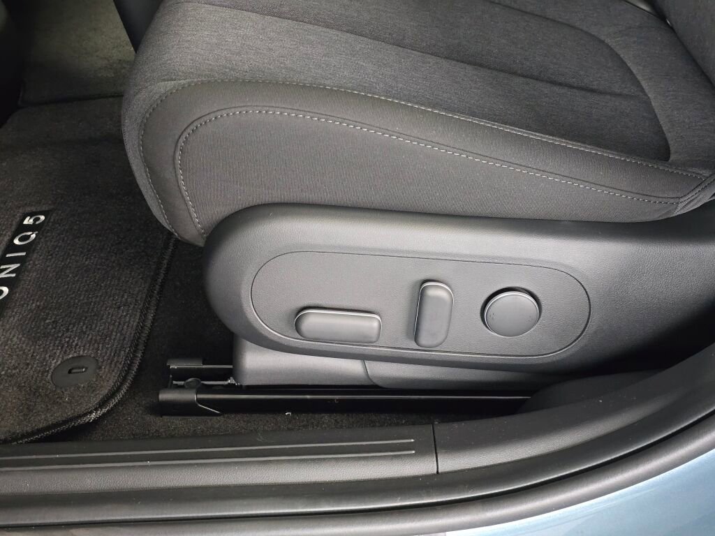 New 2026 Hyundai Ioniq 5 SE image 19