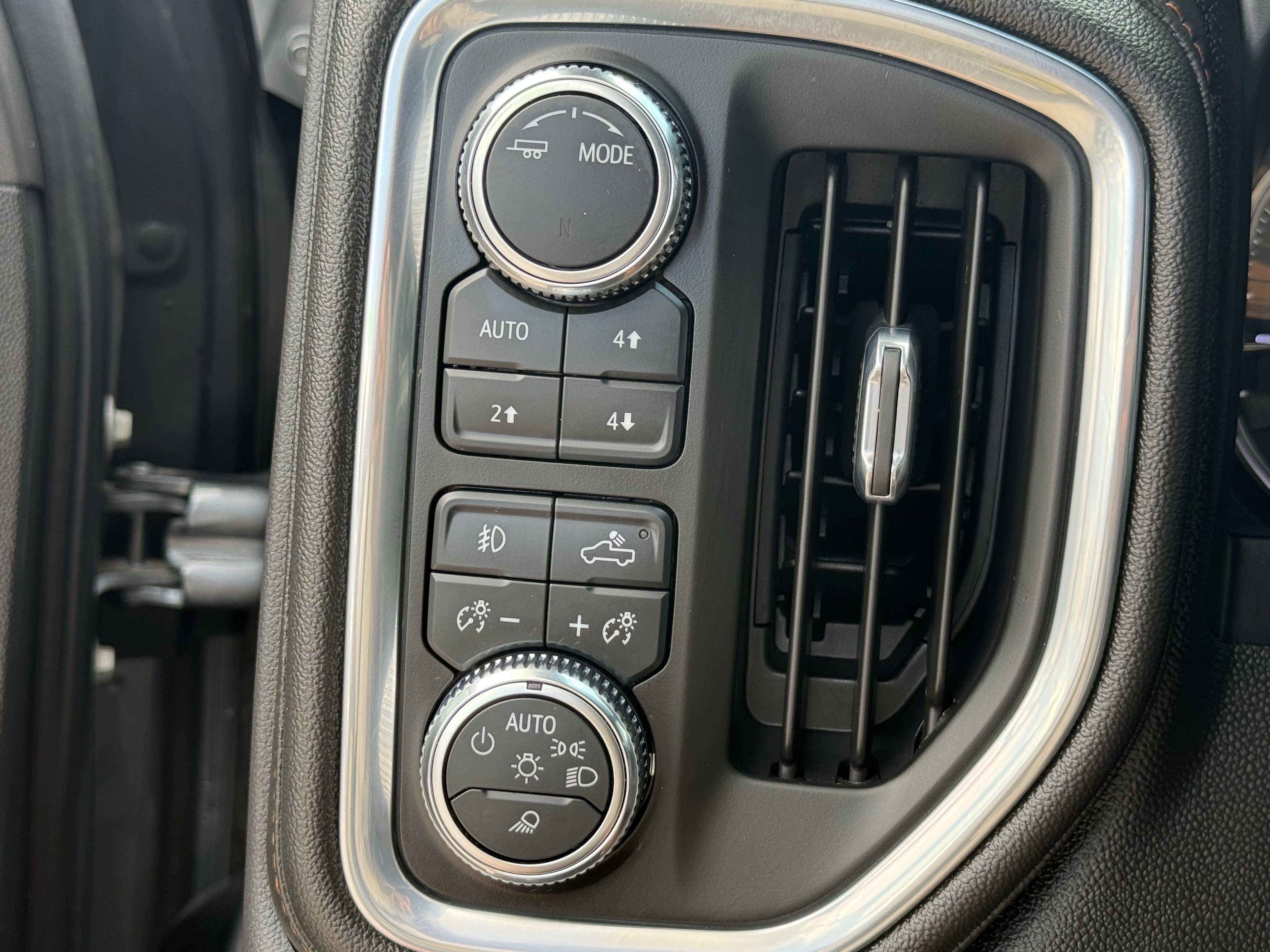 Used 2021 GMC Sierra 1500 AT4 AWD/4WD image 24