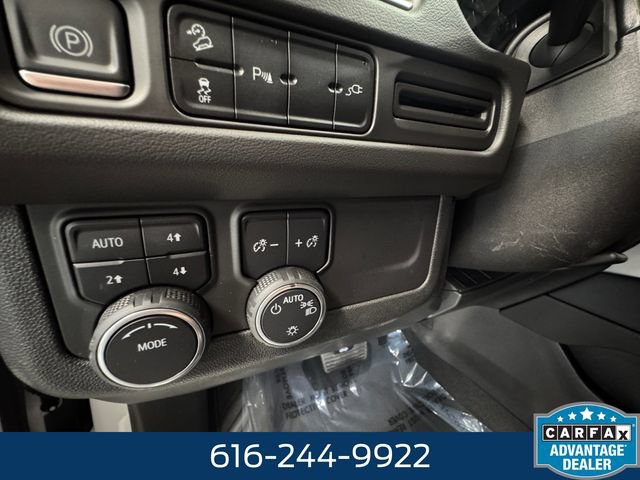 Used 2021 Chevrolet Tahoe Z71 AWD/4WD image 22