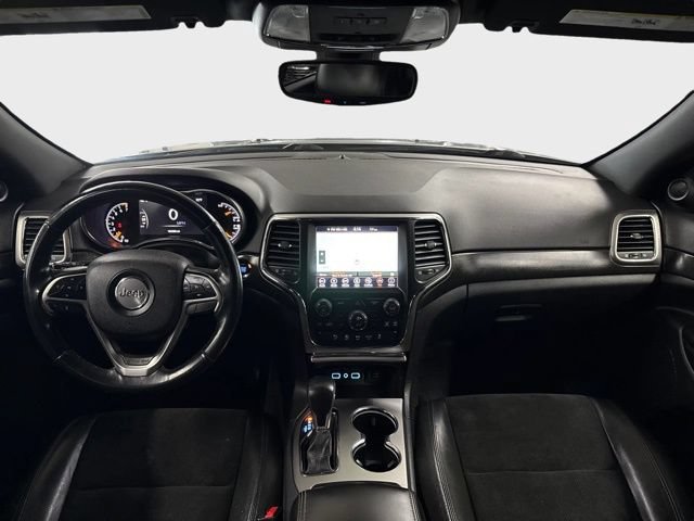 Used 2018 Jeep Grand Cherokee Altitude AWD/4WD image 24