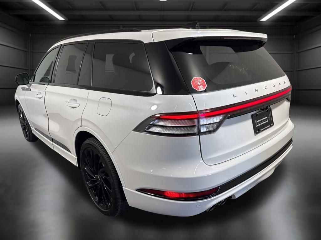 New 2026 Lincoln Aviator Reserve image 3