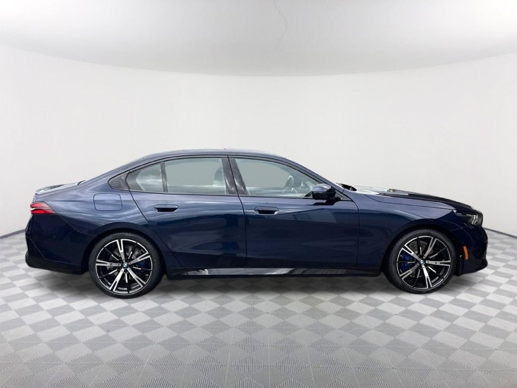 New 2026 BMW 530i w/ M Sport Package RWD image 4