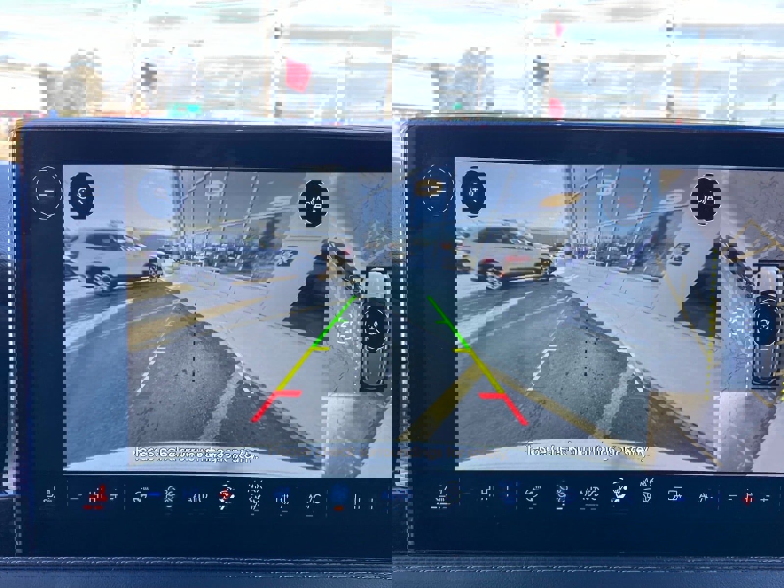 Used 2025 Lincoln Corsair Reserve image 16