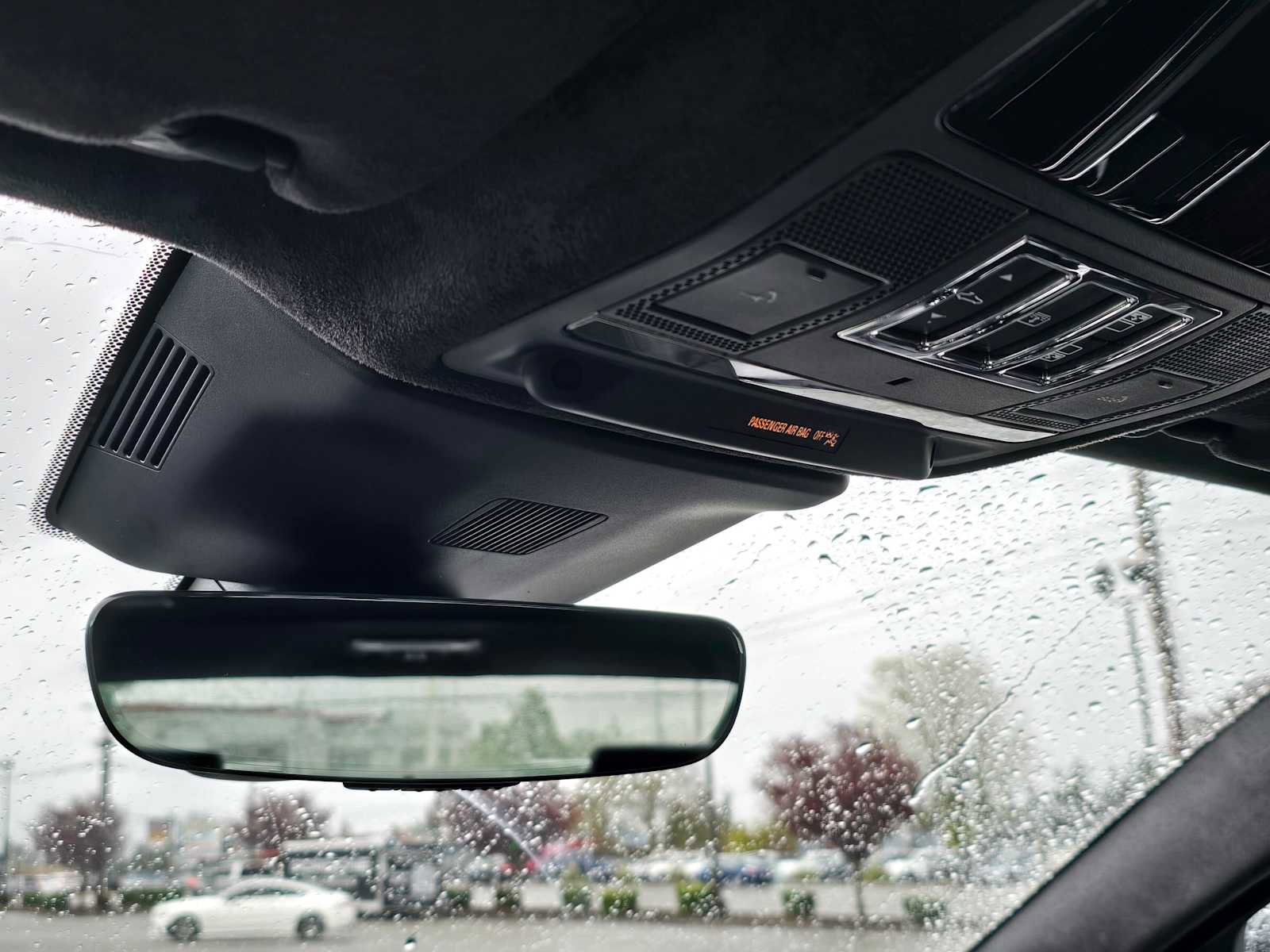 Used 2019 Jaguar XJ L Portfolio RWD image 27