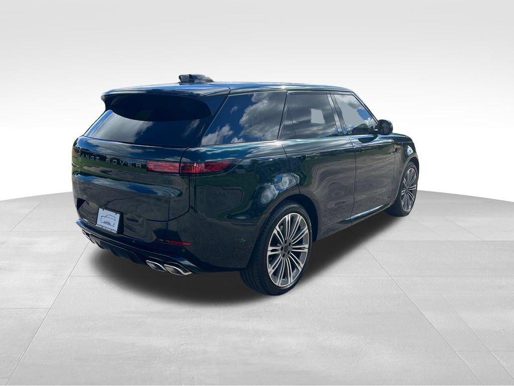New 2026 Land Rover Range Rover Sport Dynamic SE AWD/4WD image 5
