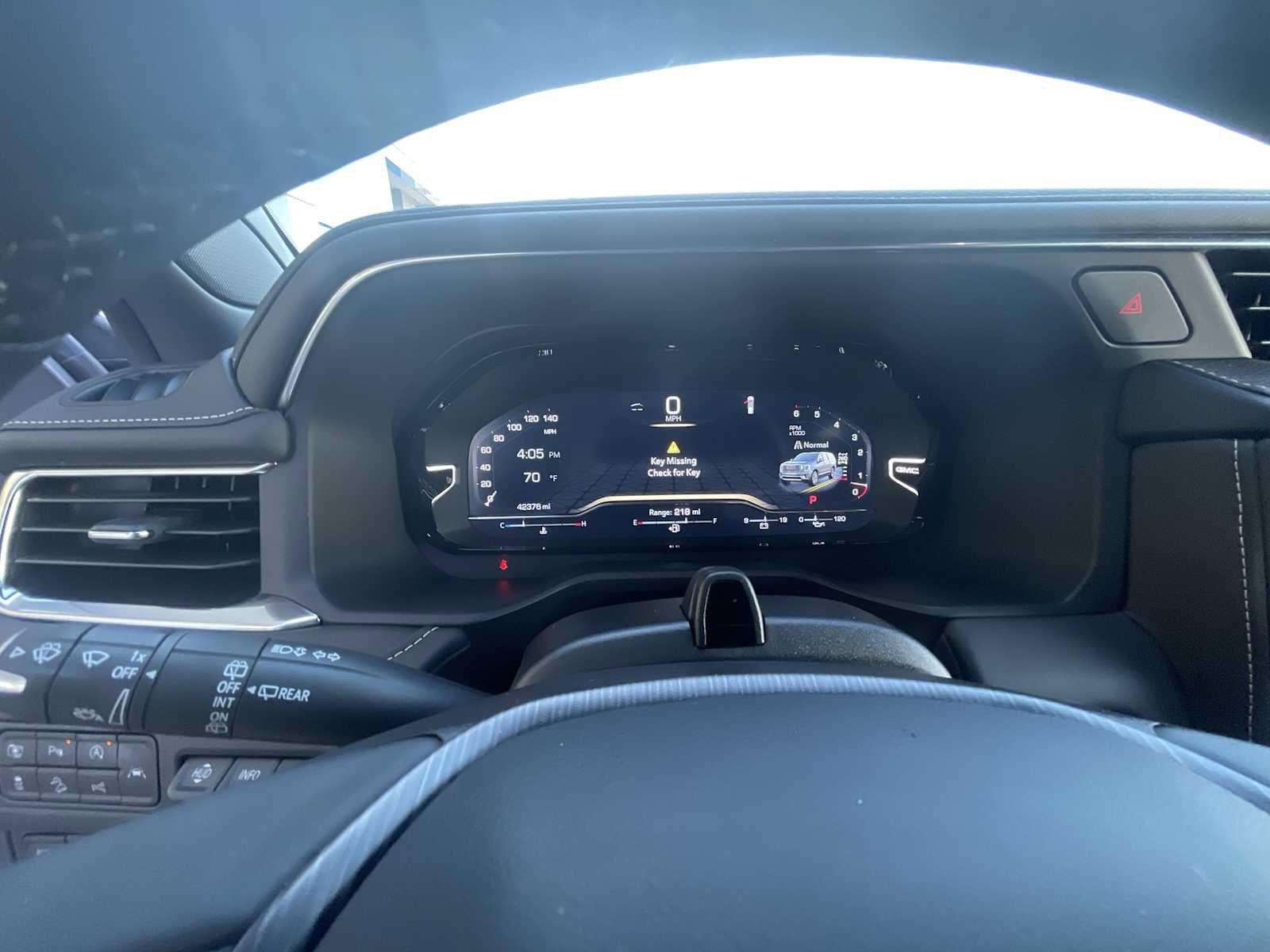 Used 2024 GMC Yukon Denali Ultimate image 11