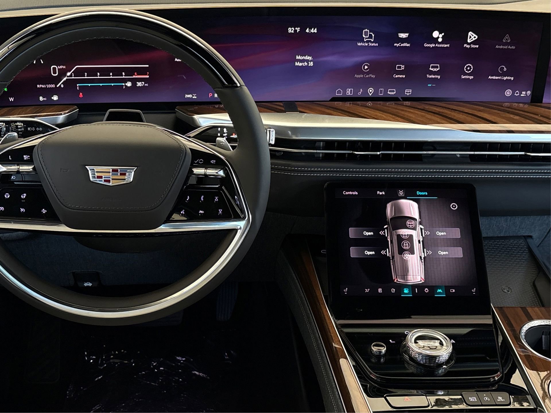 New 2026 Cadillac Escalade ESV Platinum Sport w/ LPO, ONYX Package image 16