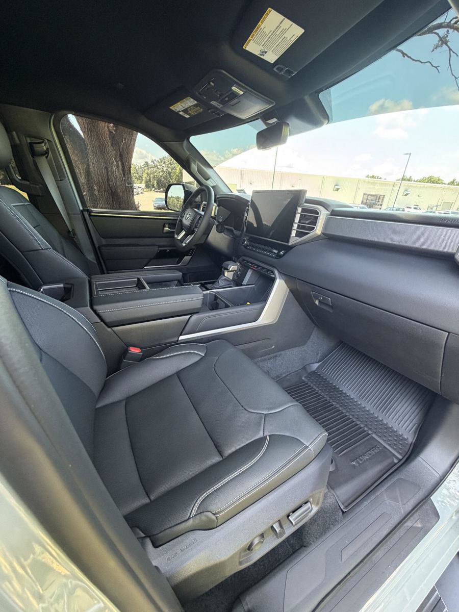 Used 2026 Toyota Tundra Limited w/ Power Package AWD/4WD image 19