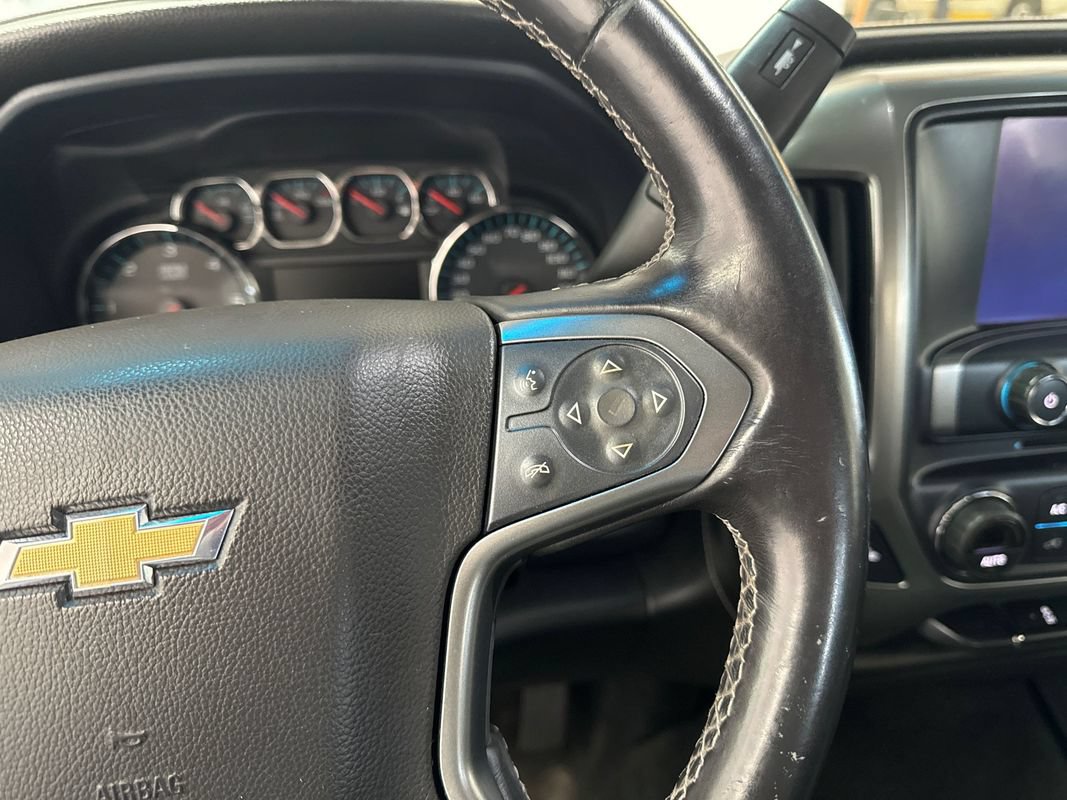 Used 2017 Chevrolet Silverado 1500 LTZ AWD/4WD image 13