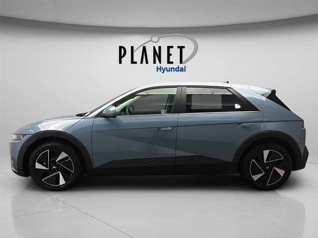 New 2026 Hyundai Ioniq 5 SEL image 2