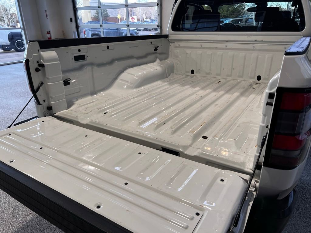 Used 2025 Nissan Frontier S image 51