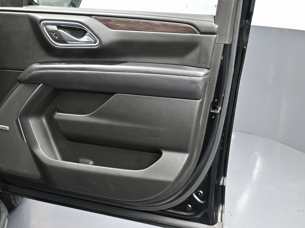 Used 2024 Chevrolet Tahoe LT image 35