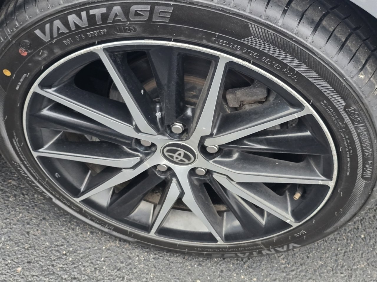 Certified 2024 Toyota Camry SE image 11