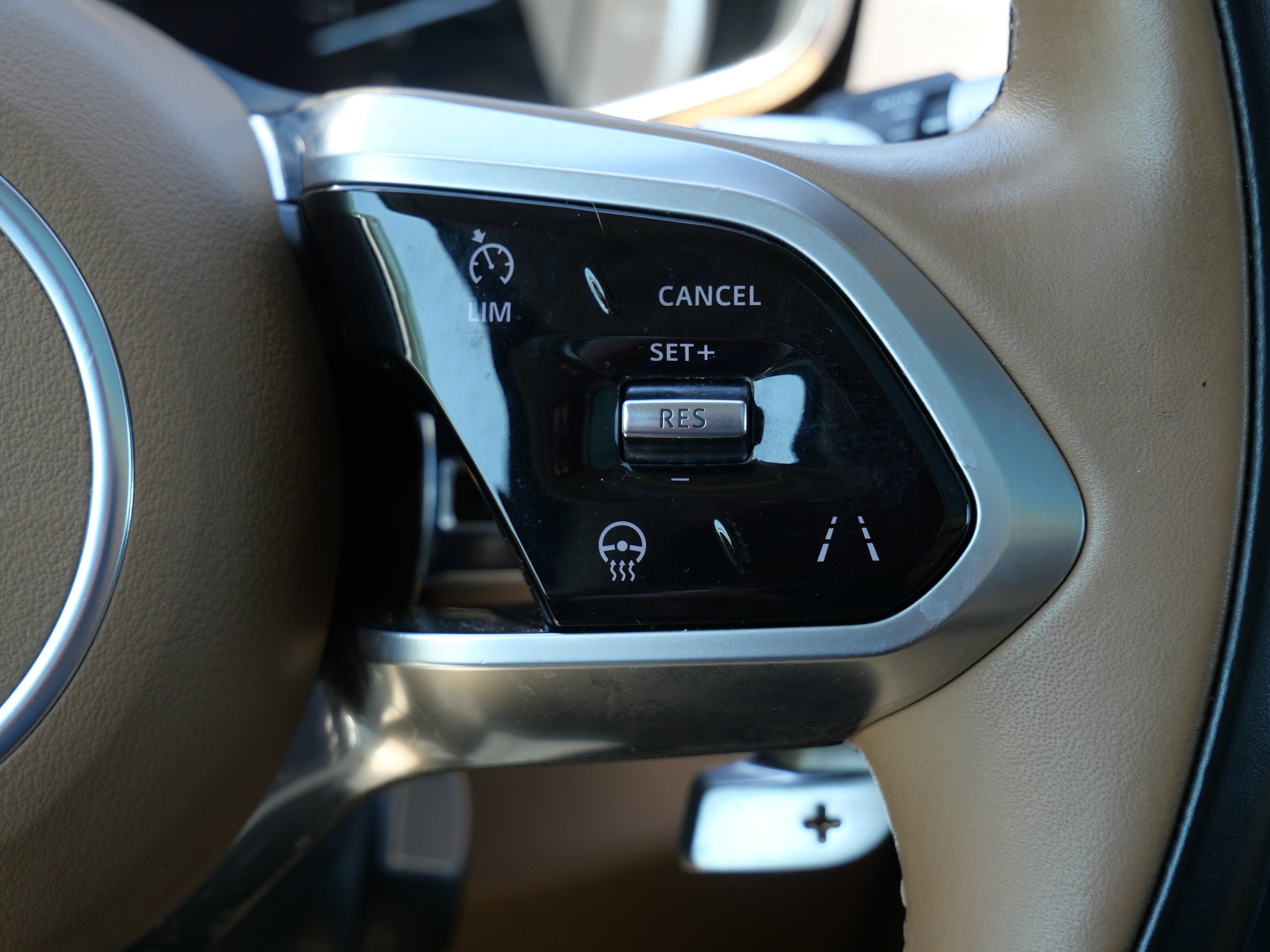 Used 2021 Jaguar F-PACE S AWD/4WD image 22