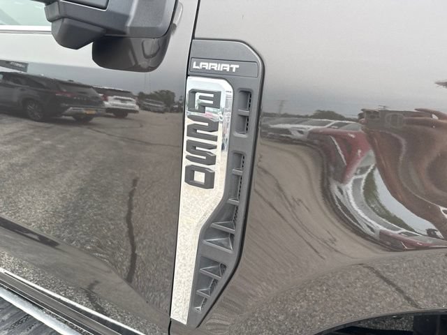 Used 2024 Ford F250 Lariat w/ Chrome Package AWD/4WD image 10