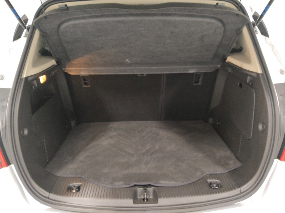 Used 2022 Buick Encore Preferred w/ Safety Package AWD/4WD image 29